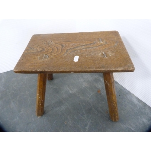 425 - Oak drop-leaf occasional table and a stool.