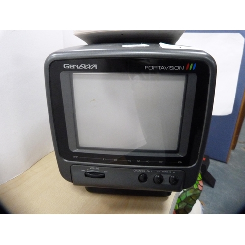 7 - Genexxa Portavision 12.7cm television monitor.