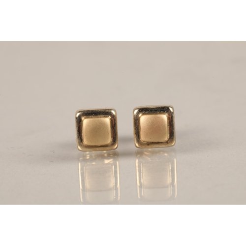 63 - Pair of ladies 9ct gold stud earrings