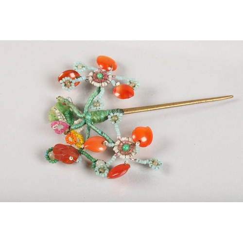 70 - Hairpin set with semi-precious stones