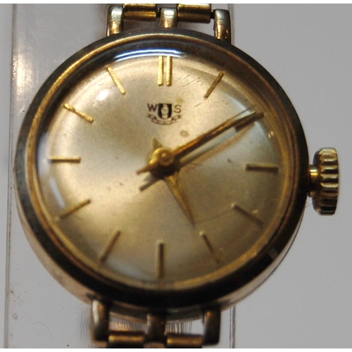 139 - Lady's 9ct gold backed wristwatch, engraved and dated 1929 to the back casing, on flexible rolled go... 