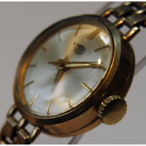 139 - Lady's 9ct gold backed wristwatch, engraved and dated 1929 to the back casing, on flexible rolled go... 