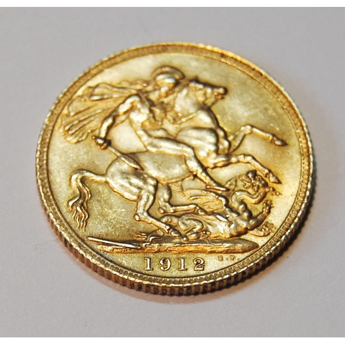 155 - George V gold sovereign, 1912, 8g.