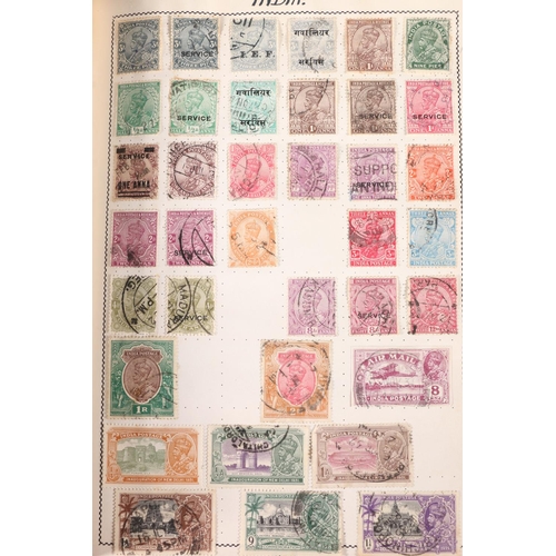 465 - Stamp collection held in a red Movaleaf album, mostly 20th century material including SAAR, RUSSIA, ... 