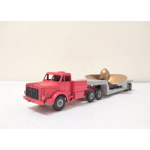 Dinky Supertoys. 986 Mighty Anter low loader with propeller