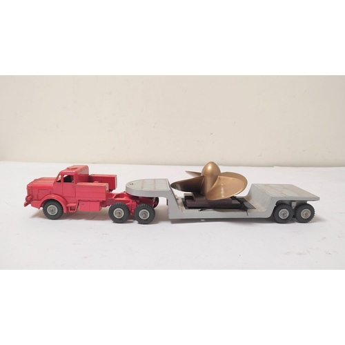 Dinky Supertoys. 986 Mighty Anter low loader with propeller