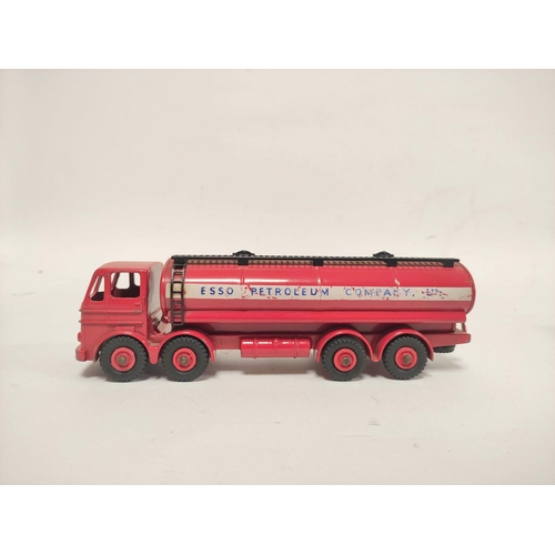 【Dinky Supertoys】943 Essoタンクローリーボックス付 943 Leyland Octopus ESSO Tanker Truck au 1/43 by dinky toys