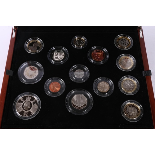 599 - The Royal Mint UNITED KINGDOM Queen Elizabeth II (1952-2022) premium proof coin set 2020 (fourteen c... 