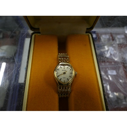 156 - Ladies 9 ct gold case excalibur watch with rolled gold strap ladies Sekonda.