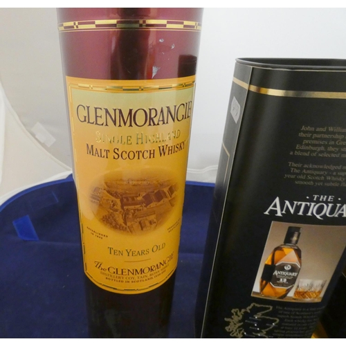 31 - The Antiquary 12 years old superior deluxe scotch whisky, 40% vol, 70cl, boxed, with Glenmorangie 10... 