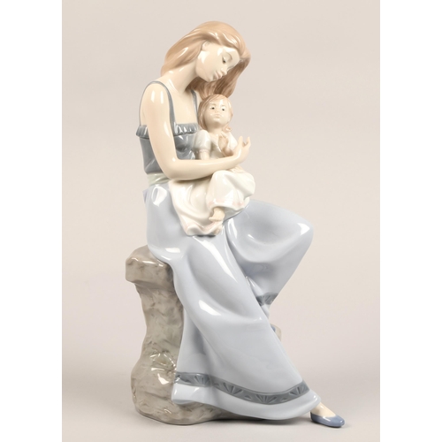 1 - Two Lladro figures, tallest 40 cm high (2)