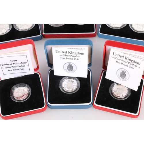 621 - The Royal Mint UNITED KINGDOM Queen Elizabeth II (1952-2022) silver proof coins including 2x 1989 tw... 