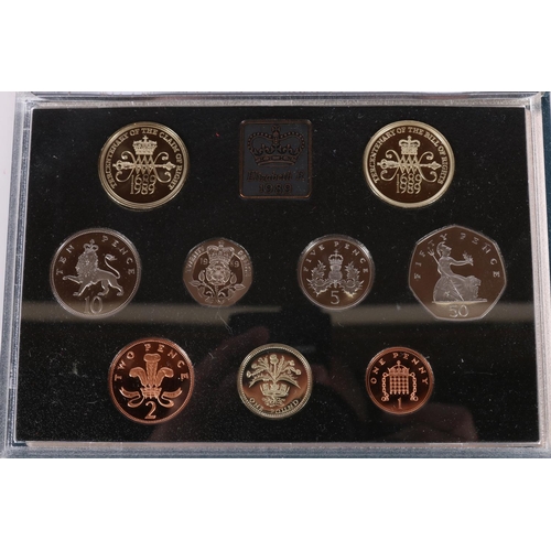 622 - The Royal Mint UNITED KINGDOM Queen Elizabeth II (1952-2022) annual proof coin collection year sets ... 