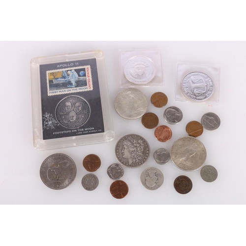 637 - UNITED STATES OF AMERICA USA Morgan dollar 1885 O, Peace dollars 1923 x2, two Liberty Centennial Cel... 