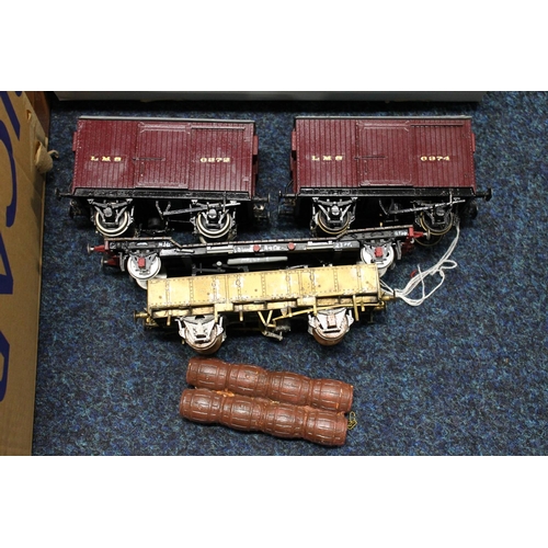 100 - O gauge model railway, a group of twenty three kit built wagons and vans including Baddesley wagon, ... 