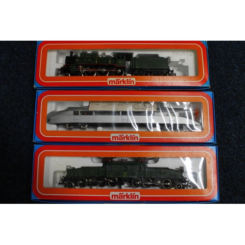 124 - Three Marklin of Germany OO gauge HO Scale model railway locomotives including 3056 crocodile locomo... 