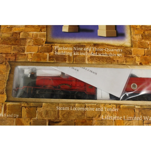 21 - Bachmann O gauge model railway 00639 Harry Potter and the Sorcerer's Stone Hogwarts Express electric... 