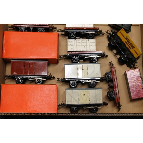 116 - O gauge model railways boxed rolling stock including No50 Goods Van x2, No50 Brake Van, No50 Refrige... 