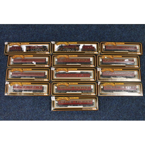 118 - Mainline OO gauge model railway including 37061 4-6-0 Leander tender locomotive 5690 LMS maroon, 370... 