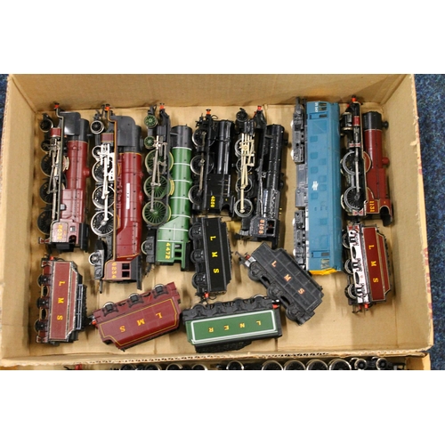 120 - Horny OO gauge model railway locomotives including 4-6-0 Giggleswick 5538 LMS maroon, 4-6-2 Duchess ... 