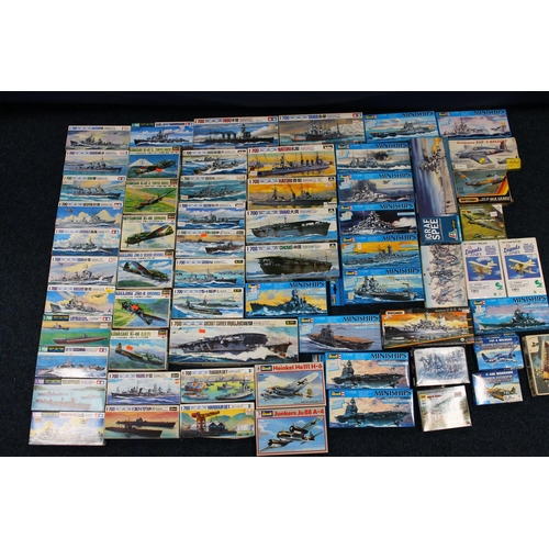 171 - Model kits to include Revell Miniships x12, Tamiya waterline kits x14, Fujimi waterline ship models ... 