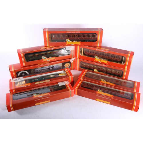 117 - Hornby OO gauge model railways including R320 Class 5 4-6-0 tender locomotive 5138 LMS black boxed, ... 