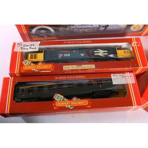 117 - Hornby OO gauge model railways including R320 Class 5 4-6-0 tender locomotive 5138 LMS black boxed, ... 