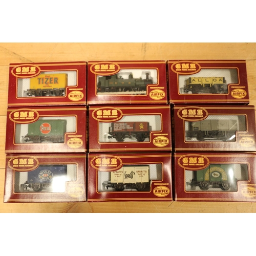 147 - Airfix Great Model Railway GMR OO gauge model railways including 0-6-0 tank locomotive 1466 GWR gree... 