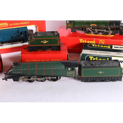 151 - Triang Wrenn OO gauge model railway 2211 Mallard tender locomotive 60022 BR green (af) boxed, Triang... 