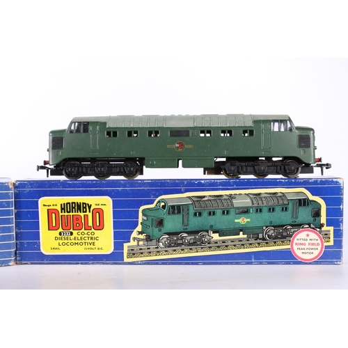 30 - Hornby Dublo OO gauge model railway locomotives to include 3232 3 rail diesel electric locomotive BR... 