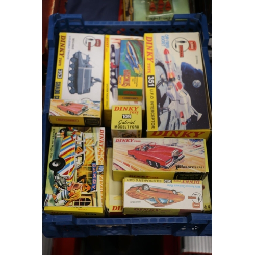 189 - Dinky Toys diecast metal model 100 Lady Penelope's Fab 1, Dinky Toys 101 Thunderbirds 2 & 4, Din... 