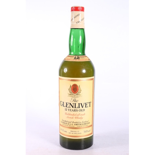 386 - THE GLENLIVET 12 year old unblended all malt Scotch whisky 26 2/3 fluid ounces 70° proof boxed, ... 