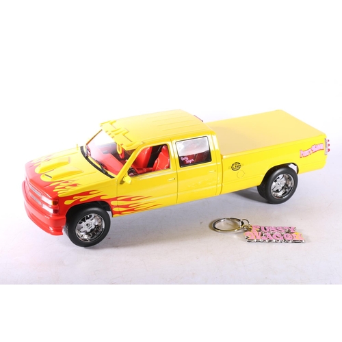 219 - Greenlight Collectibles / Artisan Collectibles 1:18 scale diecast 19015 Kill Bill Vol I & II Pus... 