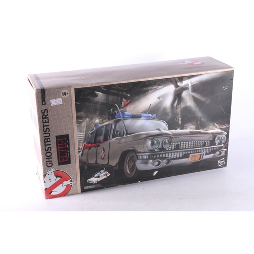 220 - Hasbro 8F0F2 Ghostbusters ECTO-1 Cadillac, Plasma Series, boxed.