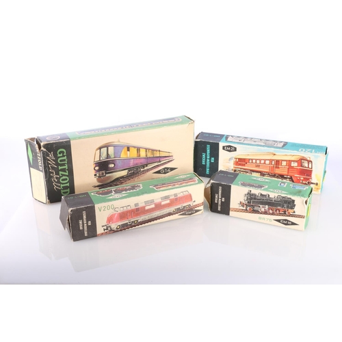 204 - Gutzold OO gauge model railway G14 Teiliger Schnelltriebwagen boxed and Piko (Eisenbahn-Modellbau Zw... 