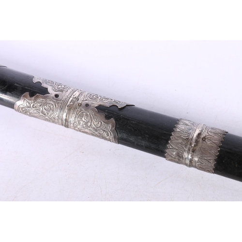 787 - Burmese dha / Thai daab type sword, the 59cm long blade with engraved scroll band, the handle with r... 