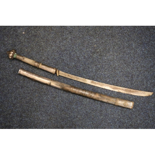 788 - Burmese dha / Thai daab type sword, having 52cm long blade, the handle with wire work grip having la... 