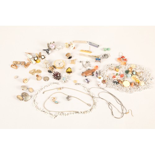 87 - Quantity of costume jewellery to include cufflinks, earrings, brooches, etc.