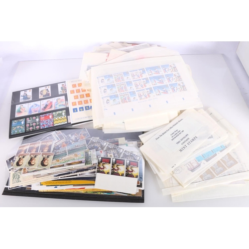 512 - GB mint stamps in blocks, strips and sheetlets, approximately usable FV over £900.