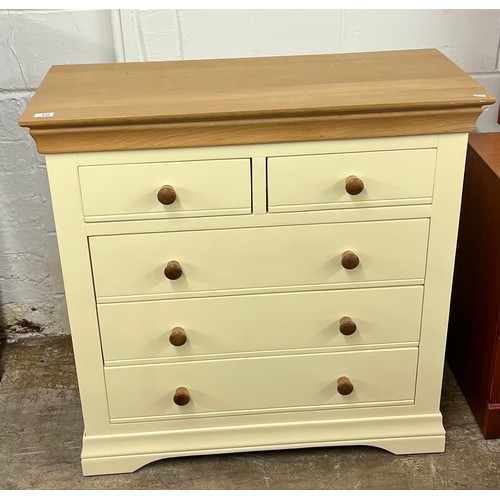 510 - Modern two over three chest of drawers