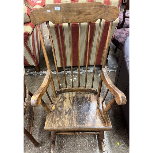 537 - Rocking chair