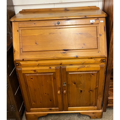 555 - Pine writing bureau