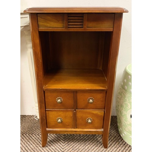 456 - Small side cabinet