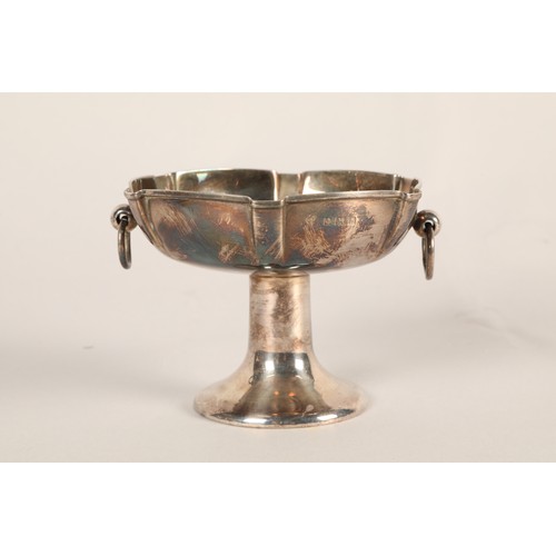 131 - Silver tazza, Birmingham 1907.84 grams