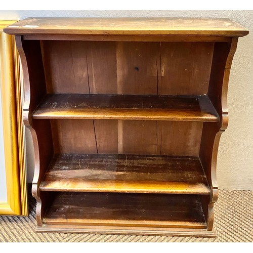 445 - Small open bookcase