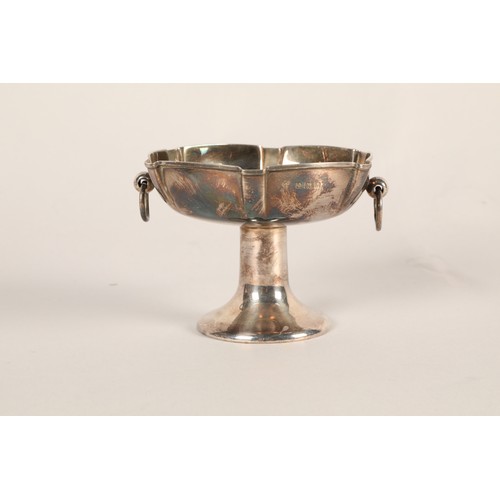 131 - Silver tazza, Birmingham 1907.84 grams