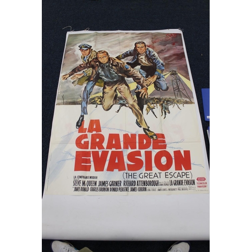 451 - Large French film poster for the Great Escape 'La Grande Evasion' by United Artists, 156cm x 116cm.