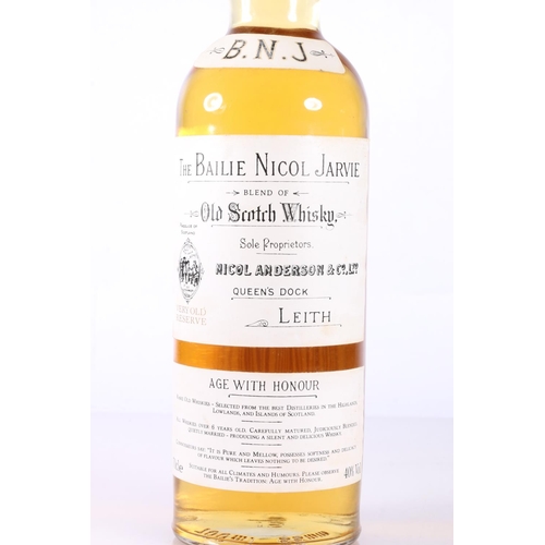 313 - BAILIE NICOL JARVIE BNJ very old reserve blended Scotch whisky, sole proprietors Nicol Anderson &... 