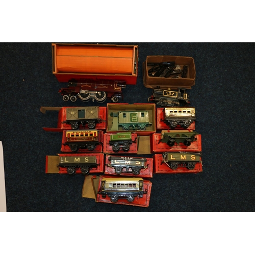 192 - Hornby O gauge tinplate clockwork 4-4-2 Royal Scot locomotive 6100 maroon boxed, 0-4-0 LMS locomotiv... 