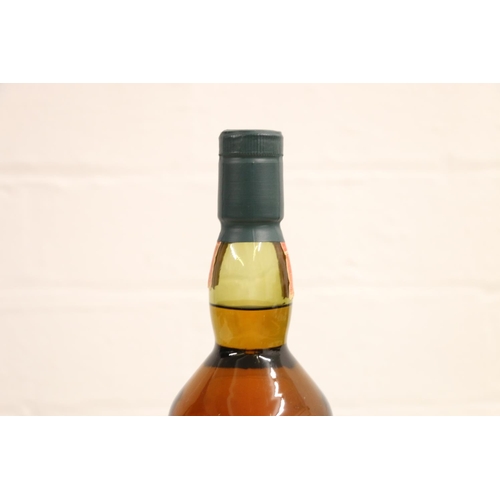 316 - LAGAVULIN 16 year old Islay single malt Scotch whisky, White Horse Distillers Glasgow, 43% 70cl.